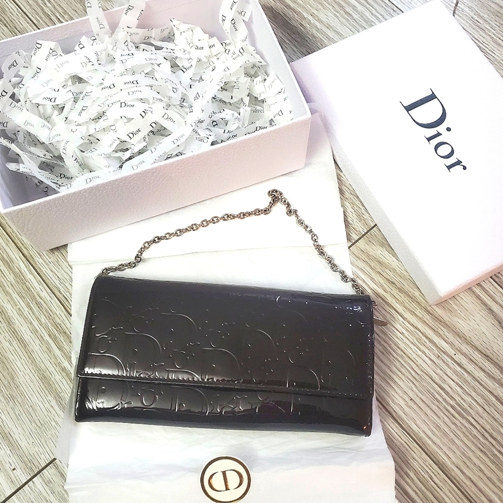 Dior Wallet on Chain